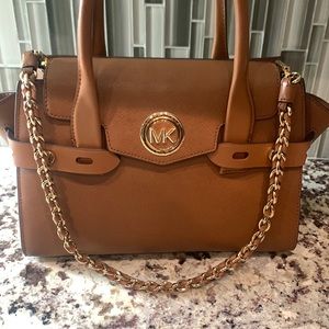 Micheal Kors purse only used a few times